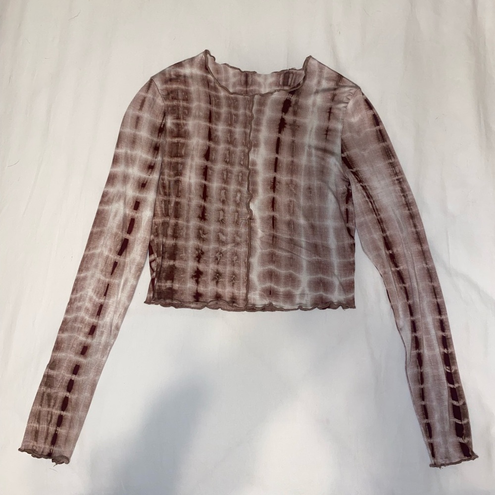 Long sleeve crop top